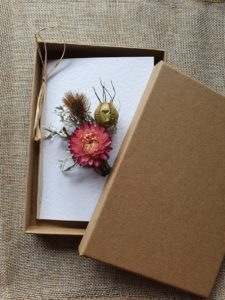 dried-flower-gift-cards
