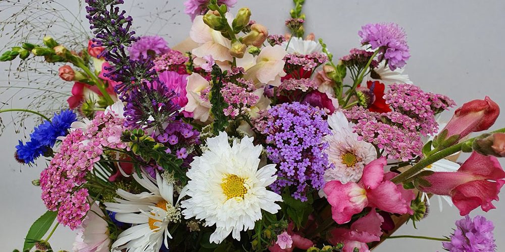 pink-bouquet -oversley-flowers